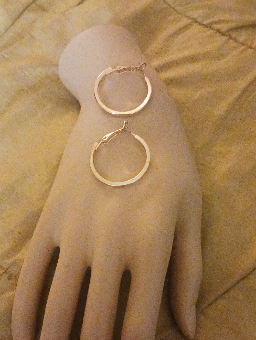 Classic Gold Hoop Earrings - Elegant Women's Jewelry